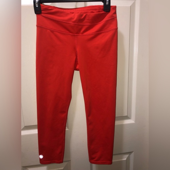 Athleta Pants - Athleta Capri workout leggings size XS‎